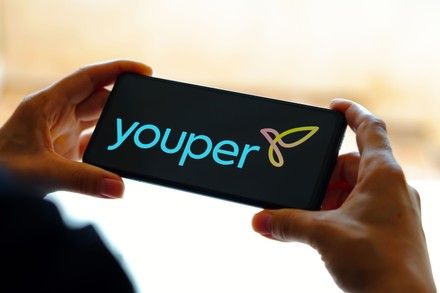 Youper — IA emocional + profesionales humanos
